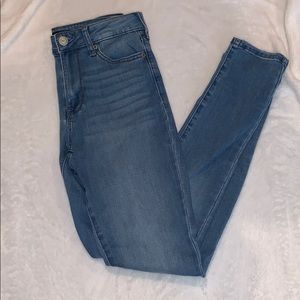 Aeropostale blue skinny jeans, stretchy